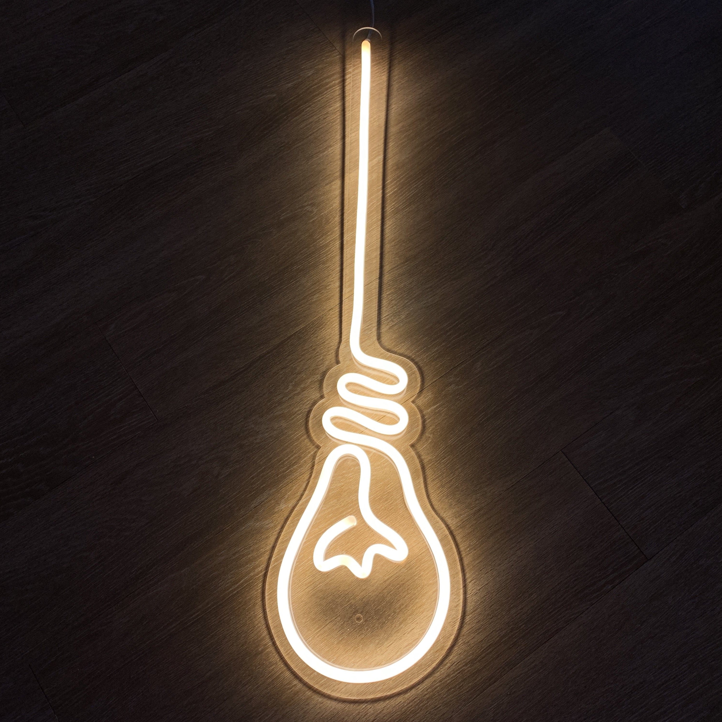 Lightbulb LED Neon Sign vista 1