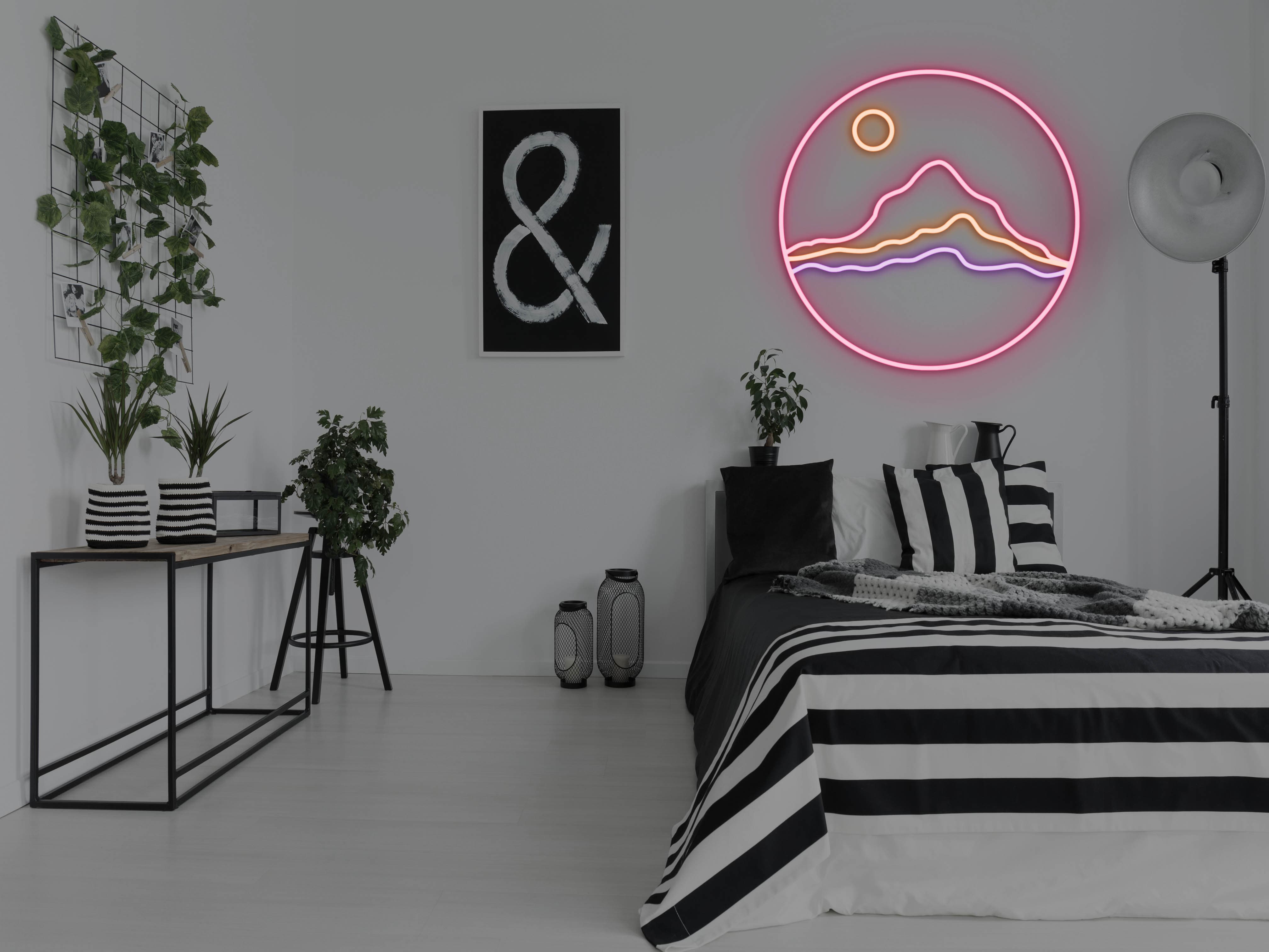Mountains LED Neon Sign vista 4